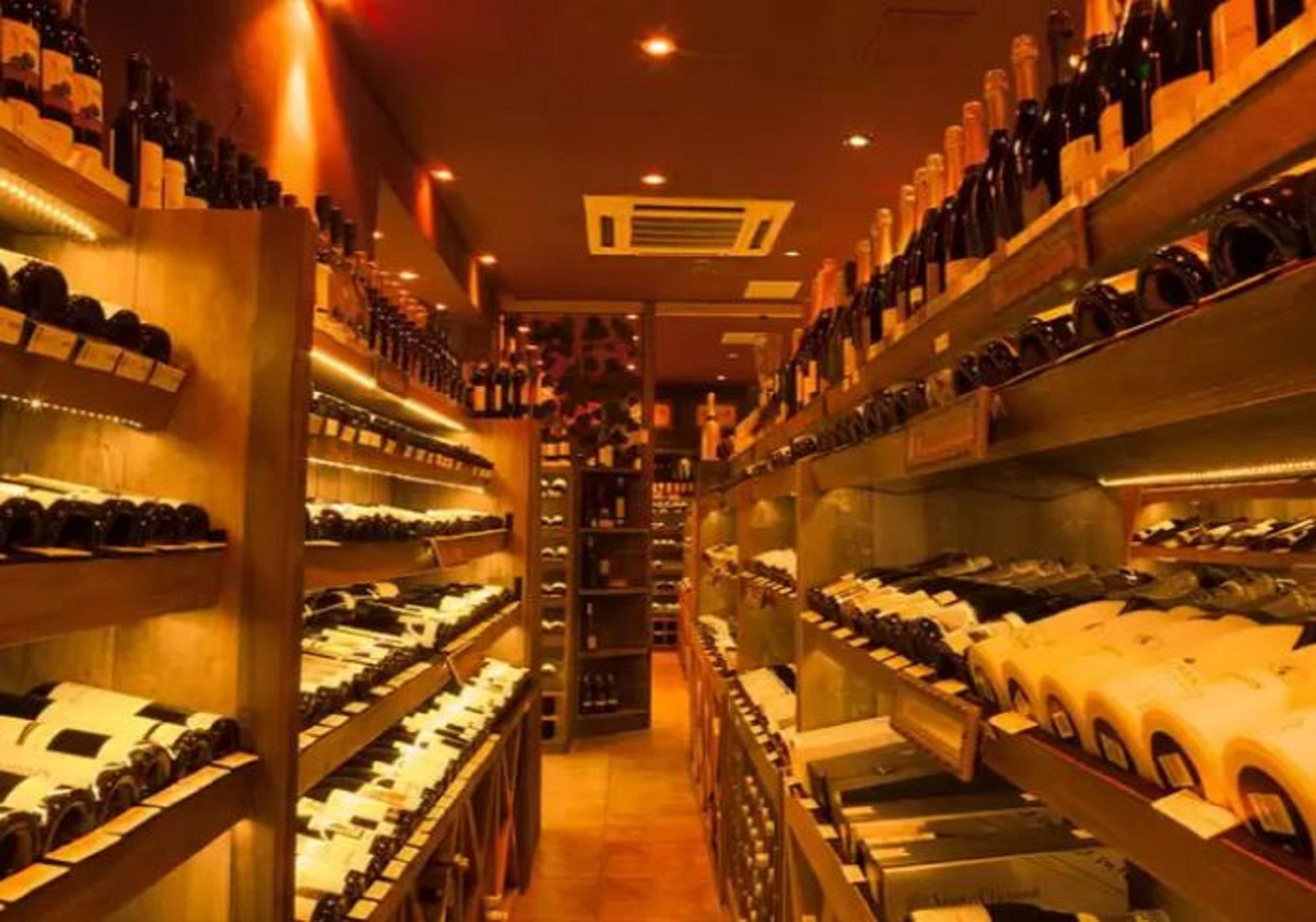 Royal Boutique Savassi Hotel Belo Horizonte Luaran gambar Wine cellar