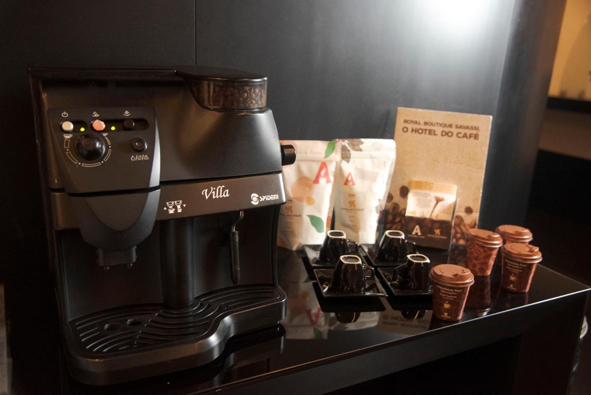 Royal Boutique Savassi Hotel Belo Horizonte Luaran gambar A Nespresso machine