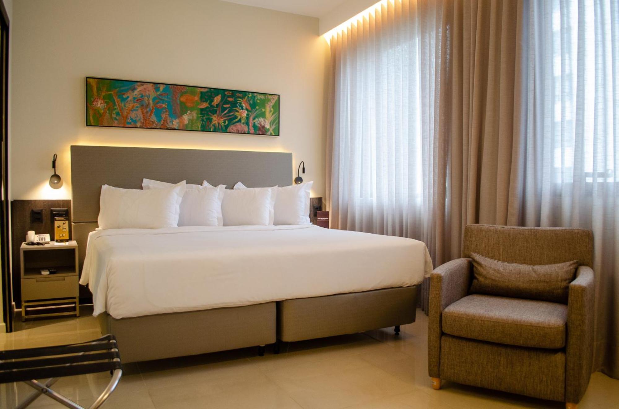 Royal Boutique Savassi Hotel Belo Horizonte Luaran gambar A room at the hotel